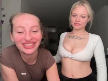 roselunes webcam model stream image