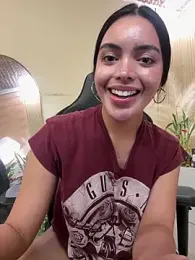 TS-SimplyTheBest webcam stripchat model stream image