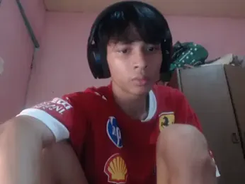 Kyoshi_19 webcam model stream image
