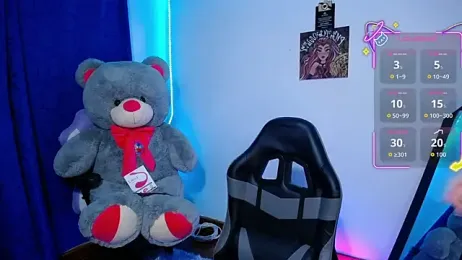 OwenBluee webcam stripchat model stream image