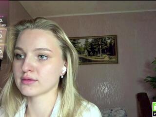 Rebbeca Chitty webcam model stream image