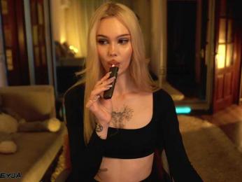 ManiFreyja webcam model stream image