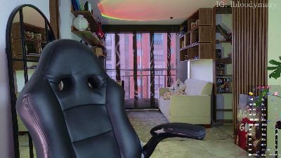 QueenDesiree webcam model stream image