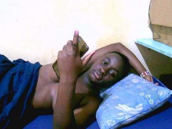 Mariah-Lovely webcam model stream image