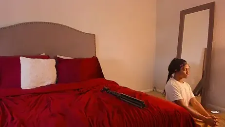 yiauana webcam stripchat model stream image