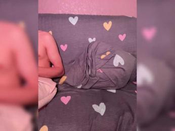 NaughtyDuo webcam model stream image