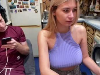 _magic_kis webcam chaturbate model stream image