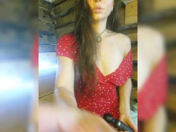 DariMneLubov webcam bongacams model stream image