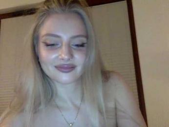 MayaDesire webcam bongacams model stream image