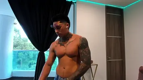 Dominiofit webcam model stream image