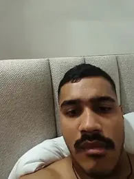 Mrgill09 webcam stripchat model stream image