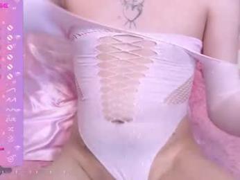 honestlynaked webcam model stream image