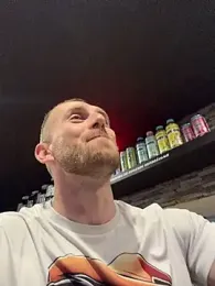 trainwithme webcam model stream image