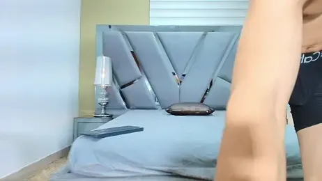 HENRY_GREEN2 webcam model stream image