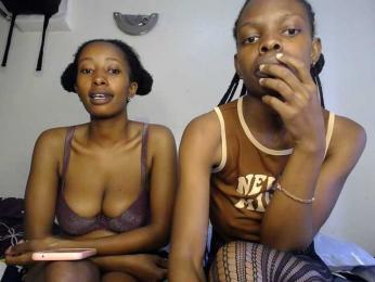 MysticCharm webcam model stream image