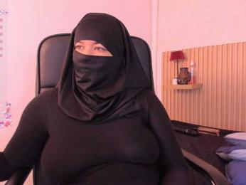 Layla-arabelle webcam model stream image