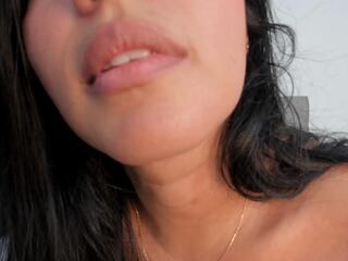 Melany Lowel webcam model stream image