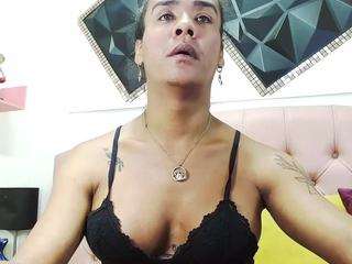 andrea-safeira webcam camsoda model stream image