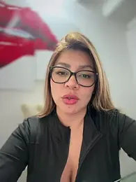 DIANITA_1988 webcam stripchat model stream image