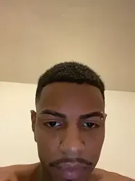 Guzdick webcam stripchat model stream image
