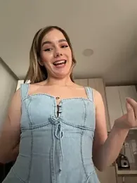 NicoleCut webcam stripchat model stream image