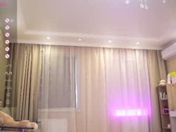 queenelia webcam chaturbate model stream image