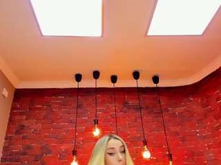 christynaross webcam model stream image