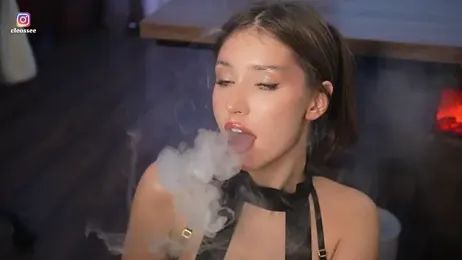 Cleose webcam model stream image