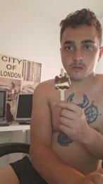 Papiminion webcam model stream image