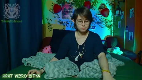 TrickyKitsune webcam model stream image