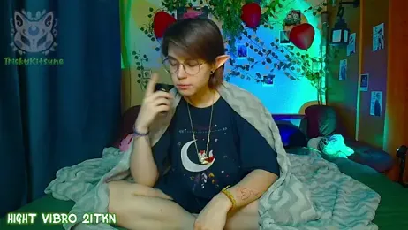 TrickyKitsune webcam stripchat model stream image