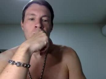 capt_oliver webcam model stream image