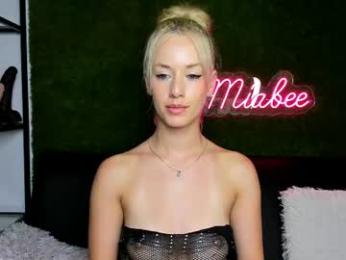 miabeex webcam model stream image