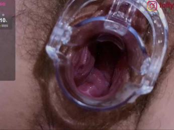 lolly-red- webcam bongacams model stream image