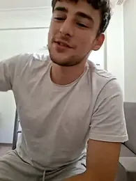 Yasinyasin7 webcam model stream image