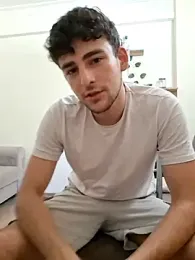 Yasinyasin7 webcam model stream image