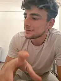 Yasinyasin7 webcam model stream image