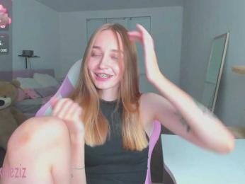 Polikinesis webcam model stream image