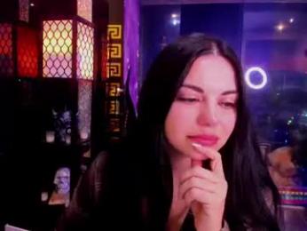 alma_pearl webcam model stream image