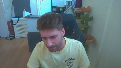 bigdickyoun1 webcam cam4 model stream image