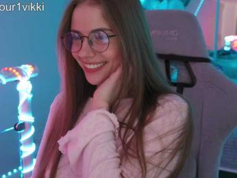 VikkiExtraCheese webcam bongacams model stream image