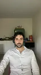 eauminerale webcam model stream image