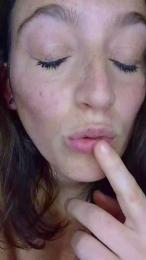 Mileepecas webcam model stream image