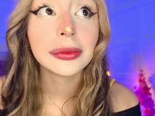 sofly-s webcam camsoda model stream image