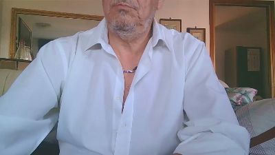 gyordy1 webcam cam4 model stream image