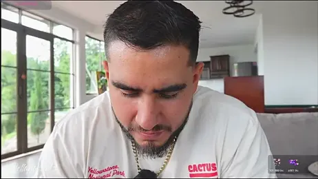 Bellapazzia webcam stripchat model stream image