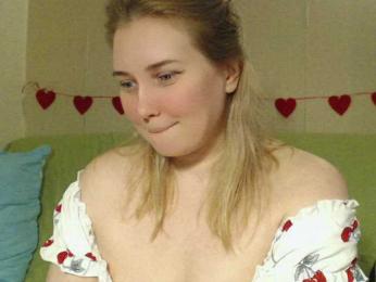 _LILKA_ webcam model stream image