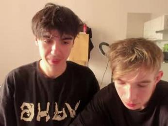stralght_twinks webcam model stream image