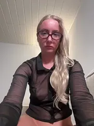 CutieEmy webcam model stream image