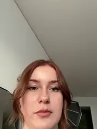 MaribelRiver webcam model stream image